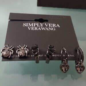 VERA WANG 3pc Goth Halloween Spider Studs/Black Crystal Hoop/Heart Hoop Earrings